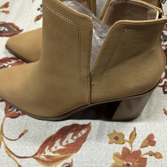 Chunky Block Stacked Mid Heel Ankle Boots Back Zipper Cut Out Pointed Toe Bootie - Picture 5 of 8